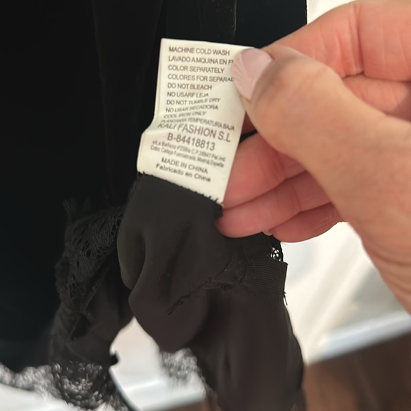 Miata NWT Black, Velvet,  Spaghetti Strap Dress, XL - Picture 8 of 8